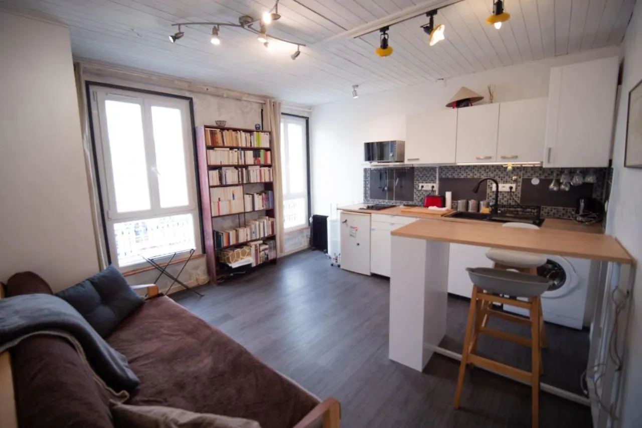Cozy 1 Bedroom In 14th アパート パリ